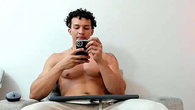 Dominick star online show from January 21, 3:48 am