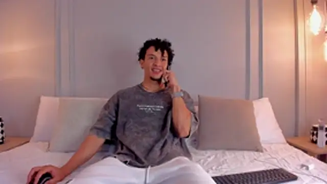 Dominick star online show from October 27, 4:05 am