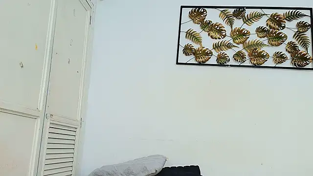 natalia aguirre1 online show from September 14, 12:15 pm