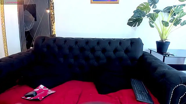 VickyJohnson1 online show from February 28, 8:21 pm