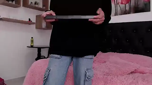 abigail f00x online show from March 3, 12:27 pm