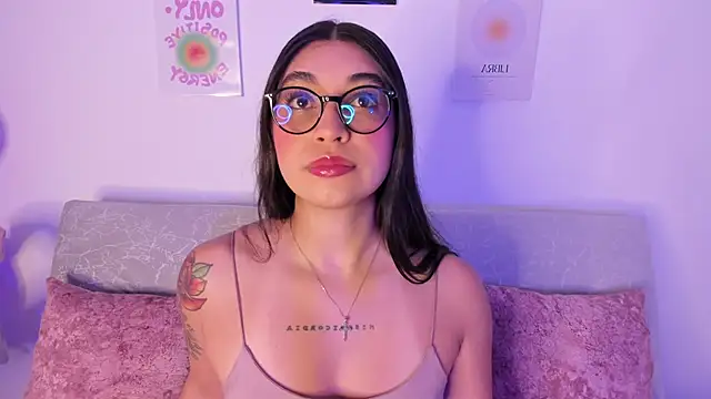 Snapshot of sensualhaven_ chatting on December 1, 11:58 pm sensualhaven  online show from December 1, 11:58 pm