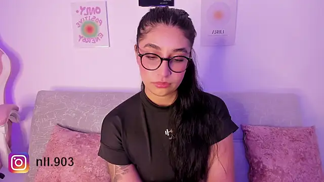 Snapshot of sensualhaven_ chatting on December 20, 12:08 am sensualhaven  online show from December 20, 12:08 am