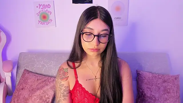 Snapshot of sensualhaven_ chatting on January 8, 11:52 pm sensualhaven  online show from January 8, 11:52 pm