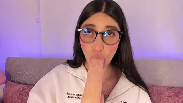 Snapshot of sensualhaven_ chatting on March 14, 2:53 am sensualhaven  online show from March 14, 2:53 am