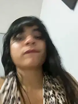 mysteriousgirl20 online show from December 6, 5:42 am