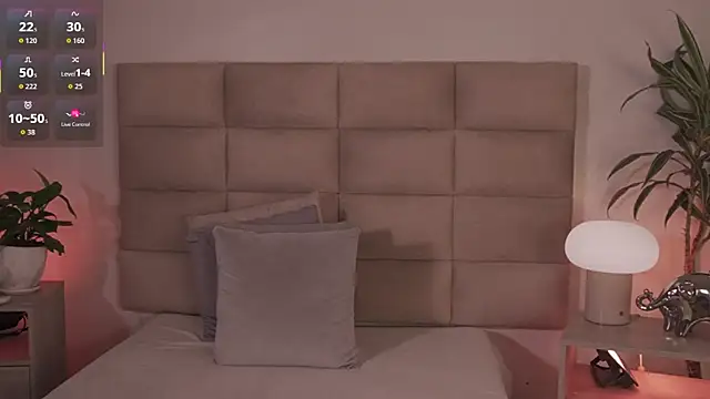 lexiee grey  online show from March 31, 11:54 am