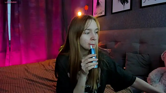 Lesi Moonie01 online show from November 2, 9:11 am