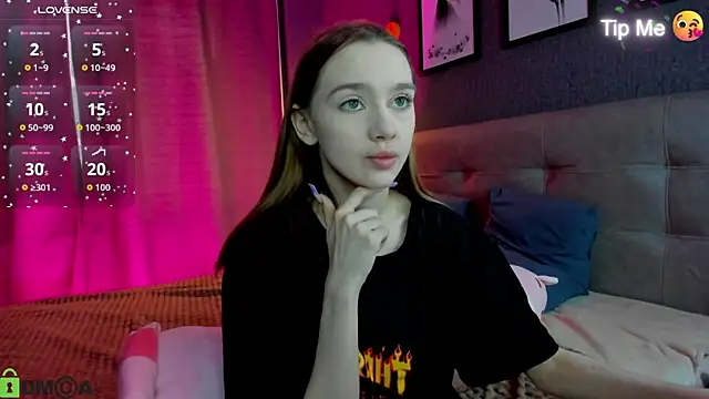 Lesi Moonie01 online show from March 21, 9:25 am