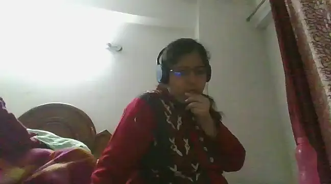 cutiecatty21 online show from December 16, 4:49 pm