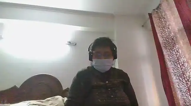 cutiecatty21 online show from February 18, 11:55 am