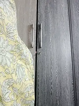 cutiecatty21 online show from October 27, 8:40 am