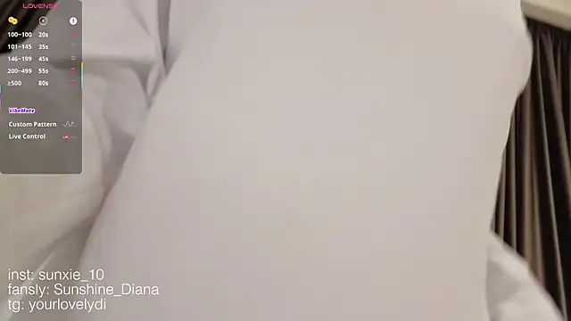 Snapshot of Sunshine_Diana chatting on May 3, 2:01 pm Sunshine Diana online show from May 3, 2:01 pm