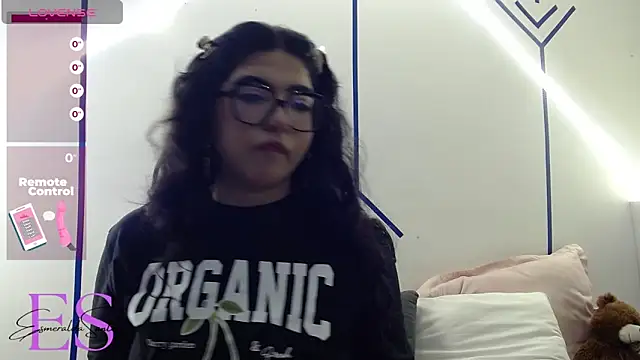 Snapshot of EsmeraldaSantoss chatting on January 12, 4:31 am EsmeraldaSantoss online show from January 12, 4:31 am