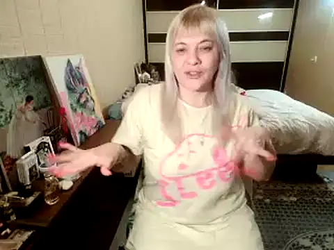 Lia Laguna77 online show from April 8, 7:36 pm