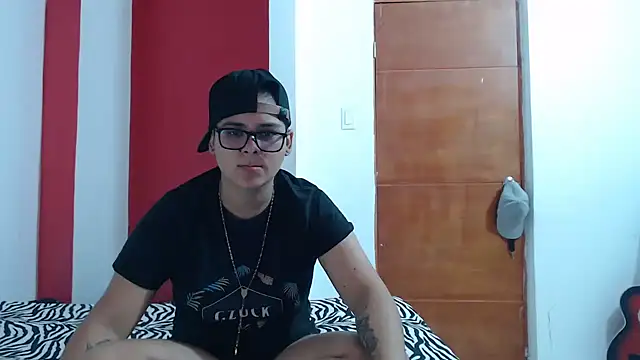 SHARLOTTE MORGAN online show from March 18, 11:31 pm