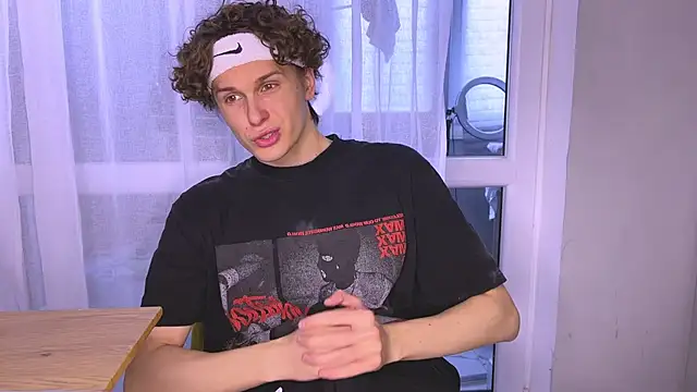 alyx garden online show from March 27, 12:38 pm