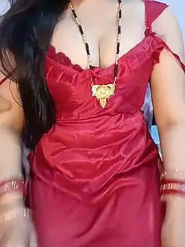 Snapshot of Sweetyi chatting on May 15, 3:24 am Sweetyi online show from May 15, 3:24 am