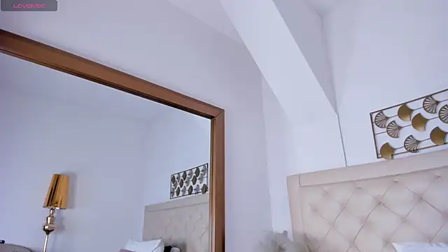  chloe adams online show from February 7, 11:45 am