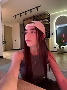 carolynnetrujillo online show from October 2, 2:40 am