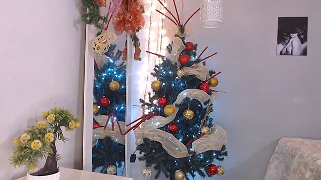 Snapshot of Kimandyuk chatting on December 27, 1:53 am Kimandyuk online show from December 27, 1:53 am