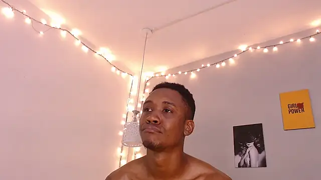 Snapshot of Kimandyuk chatting on January 3, 10:19 pm Kimandyuk online show from January 3, 10:19 pm