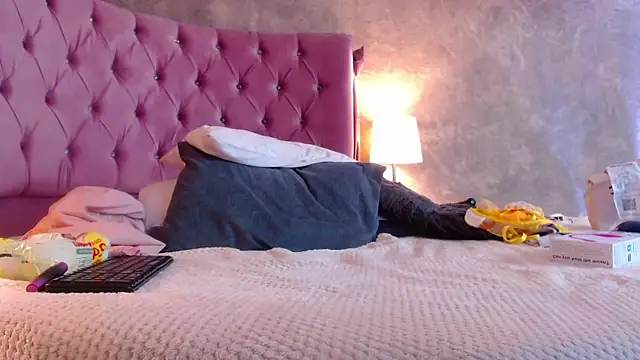 GabyPetit online show from March 18, 2:47 am