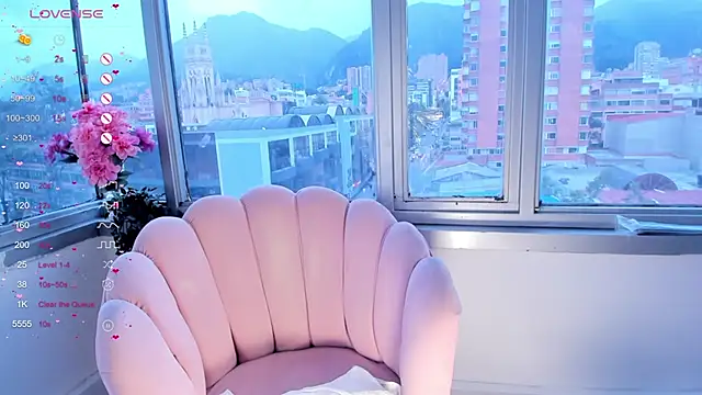 Megan Lim online show from December 23, 4:39 pm