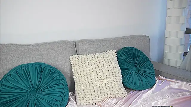 Megan Lim online show from September 24, 11:35 am