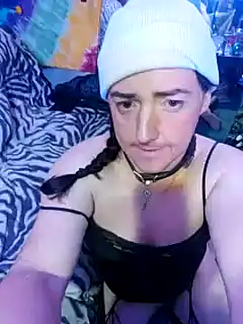 Boo-boo kittyfux online show from January 15, 1:09 pm