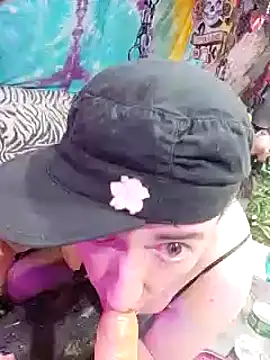 Boo-boo kittyfux online show from January 15, 4:11 pm