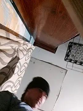 Boo-boo kittyfux online show from November 4, 7:40 am