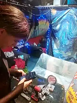 Snapshot of Boo-boo_kittyfux chatting on February 15, 9:52 am Boo-boo kittyfux online show from February 15, 9:52 am