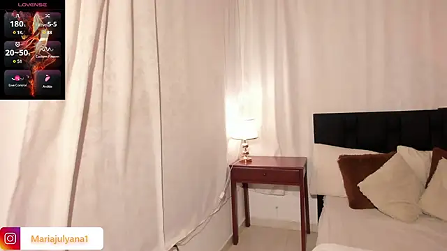 Snapshot of Maria_juliana chatting on May 3, 5:35 am Maria juliana online show from May 3, 5:35 am