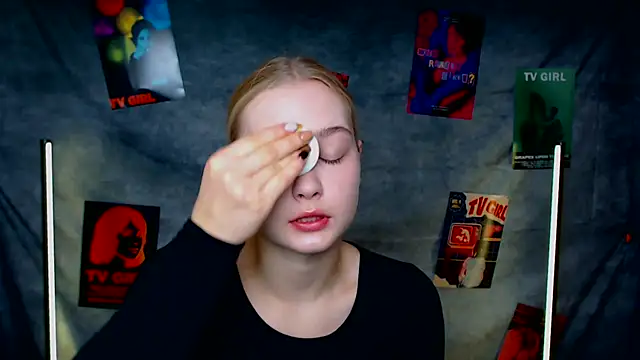 MademoiselleCl online show from October 5, 6:34 am