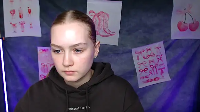 MademoiselleCl online show from February 15, 1:20 pm