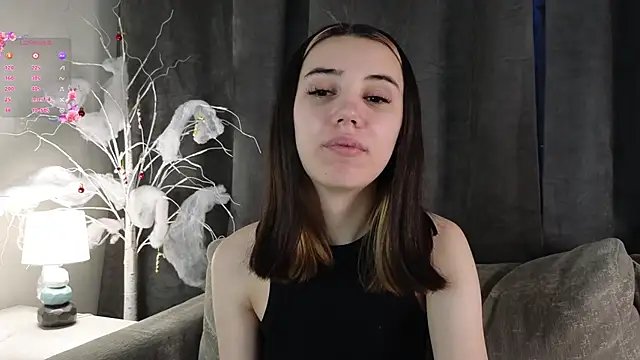 Snapshot of GillianDowdey chatting on January 12, 1:53 am GillianDowdey online show from January 12, 1:53 am