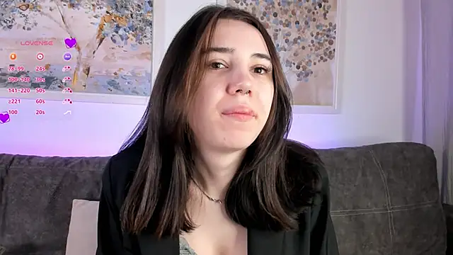 Snapshot of GillianDowdey chatting on February 4, 1:45 am GillianDowdey online show from February 4, 1:45 am