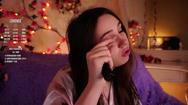 GillianDowdey online show from January 11, 2:38 am