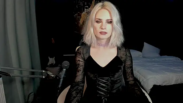 Snapshot of Milena_marshmalows chatting on December 14, 10:34 am Milena marshmalows online show from December 14, 10:34 am