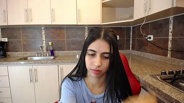 Snapshot of anna_alvarez chatting on March 11, 3:02 pm anna alvarez online show from March 11, 3:02 pm