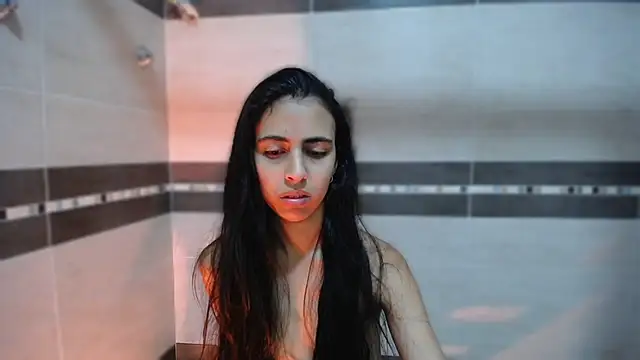 anna alvarez online show from October 28, 1:25 pm