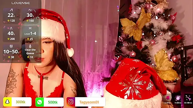 Snapshot of zarablare_ chatting on December 15, 6:51 am zarablare online show from December 15, 6:51 am