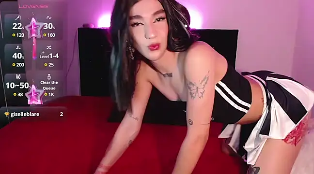 Snapshot of zarablare_ chatting on February 12, 10:48 pm zarablare online show from February 12, 10:48 pm