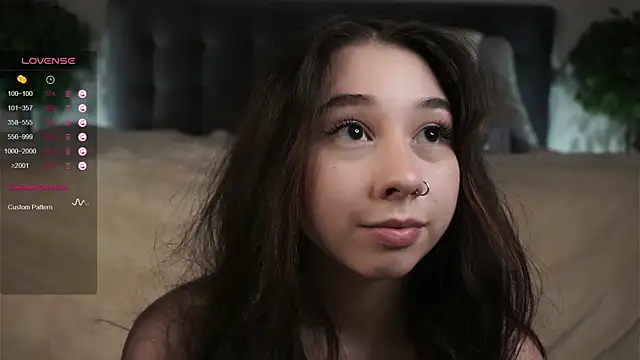 AislyEmbury online show from February 14, 10:47 pm