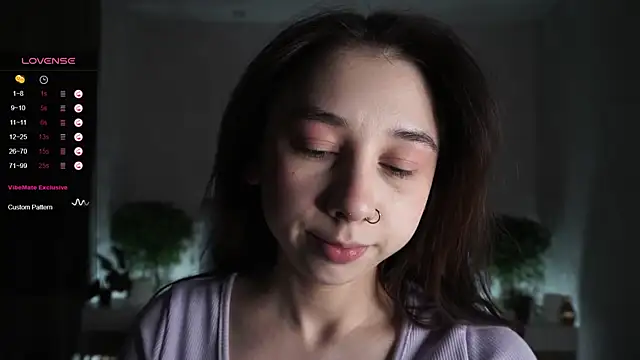 AislyEmbury online show from February 20, 1:46 am