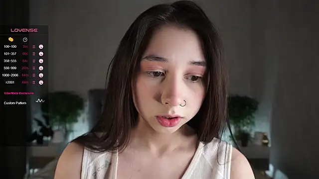 AislyEmbury online show from February 21, 7:43 pm