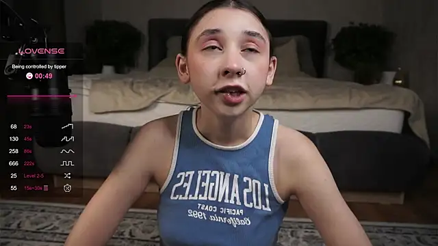 AislyEmbury online show from February 22, 11:03 pm