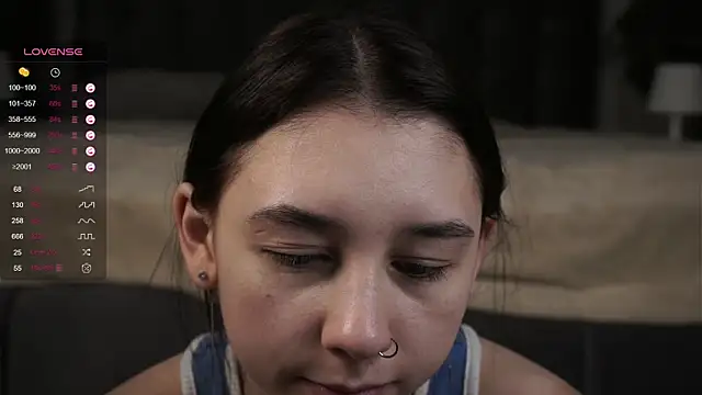 AislyEmbury online show from March 5, 10:43 pm