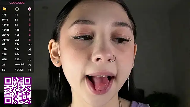 AislyEmbury online show from November 2, 2:58 am